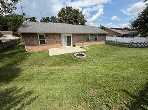 4512 Hooks Ln in Knoxville, TN - Building Photo - Building Photo