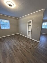 1411 S Broadway St in Pittsburg, KS - Building Photo - Building Photo