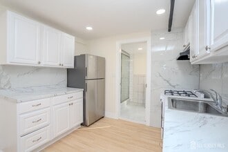 3774 NJ-27 in Kendall Park, NJ - Building Photo - Building Photo