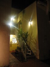 1180 NW 125th Path, Unit 1180 in Miami, FL - Foto de edificio - Building Photo