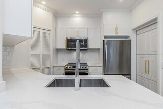 2199 Chianti Pl in Palm Harbor, FL - Building Photo - Building Photo