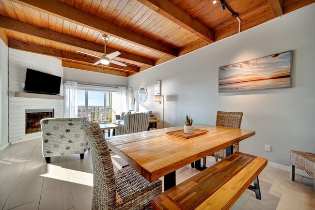 19530 Gulf Blvd in Indian Shores, FL - Building Photo - Building Photo