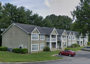 430 Oriole Dr in McMinnville, TN - Foto de edificio - Building Photo