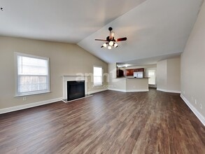 8931 High Cotton Ct in North Charleston, SC - Building Photo - Building Photo