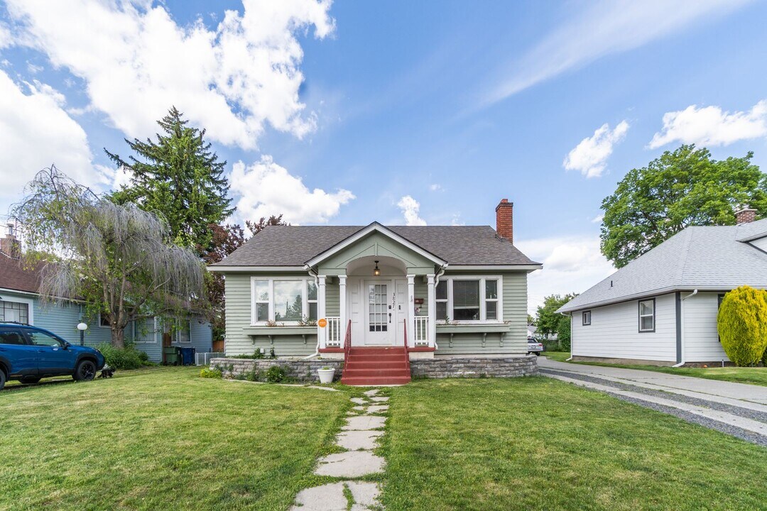 3827 E 6th Ave in Spokane, WA - Building Photo