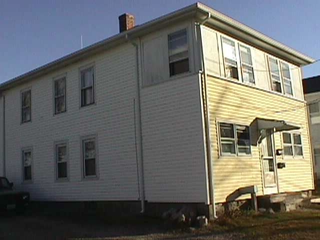 45 Bates Ave in Coventry, RI - Building Photo