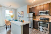 Building Photo - Bear Valley Park Apartamentos in Denver, Colorado