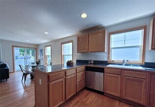 8836 Stone Ave N in Seattle, WA - Building Photo - Building Photo