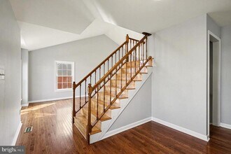 5819 Stone Ridge Dr in Centreville, VA - Building Photo - Building Photo