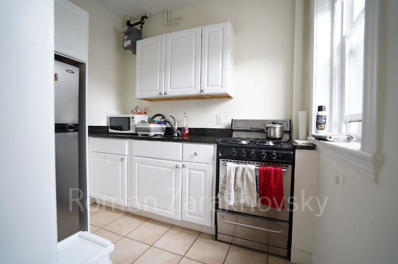 74 Brainerd Rd, Unit 7 in Boston, MA - Building Photo