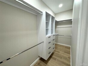 107 San Jose Dr, Unit 4 in Mission, TX - Building Photo - Building Photo