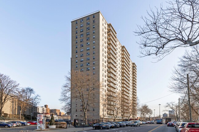 Scott Towers in Bronx, NY - Building Photo - Building Photo