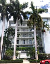 1559 Euclid Ave in Miami Beach, FL - Building Photo - Building Photo