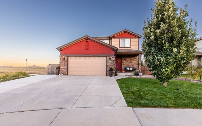 9420 Yucca Way in Denver, CO - Building Photo - Building Photo