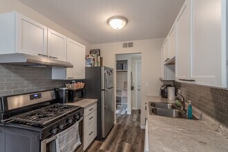 2219 Marwood Dr, Unit 3 in Mankato, MN - Building Photo - Building Photo