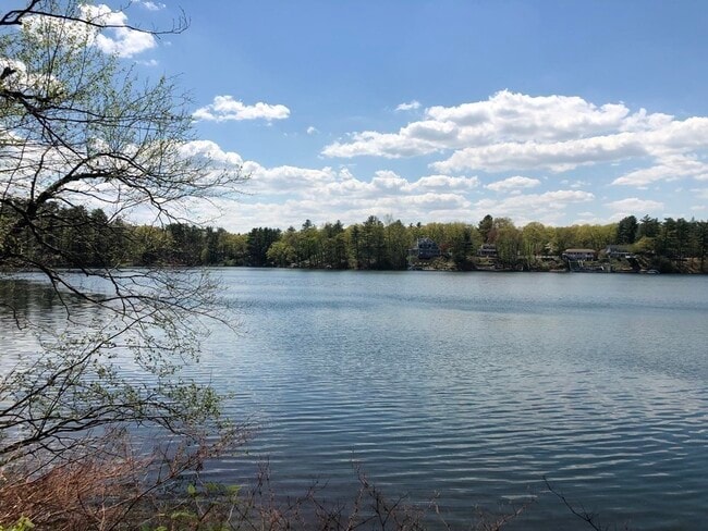 property at 65 Kingland Rd