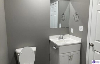 326 Palmetto Loop in Glendale, KY - Building Photo - Building Photo