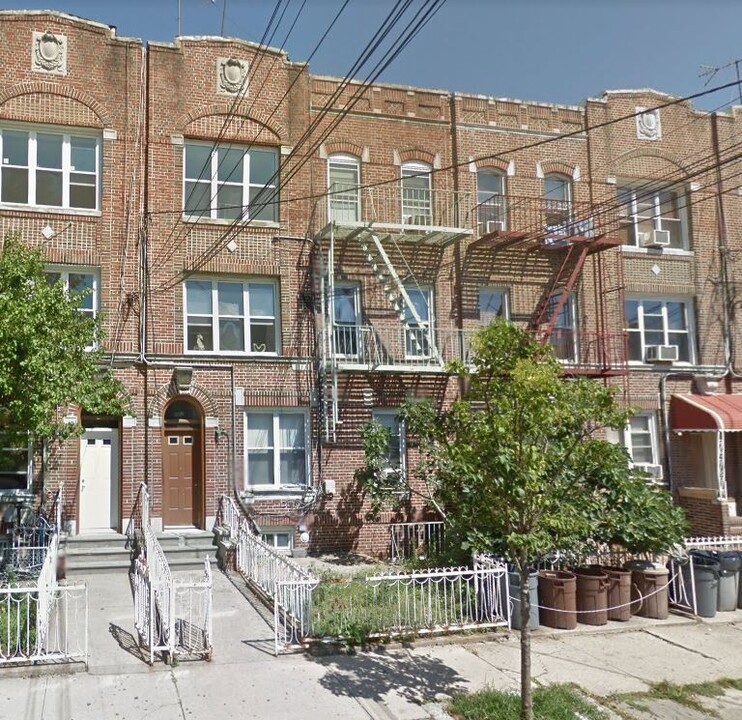 2357 81st St in Brooklyn, NY - Foto de edificio