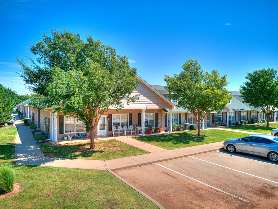 Silver Elm Estates of Edmond in Edmond, OK - Foto de edificio