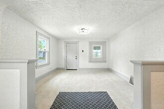 4202 Hanna St in Fort Wayne, IN - Building Photo - Building Photo