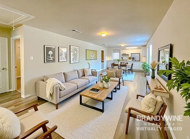 7018 Winding Shelf in San Antonio, TX - Building Photo - Building Photo