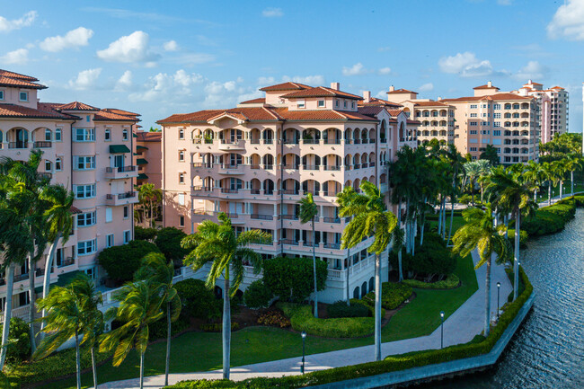 Deering Bay Condo II in Coral Gables, FL - Building Photo - Building Photo