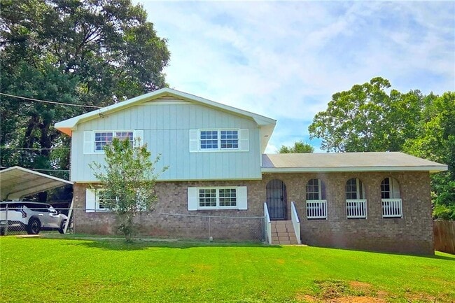 6684 Londonderry Dr