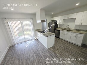 1920 Sanford Dr in Little Rock, AR - Building Photo - Building Photo