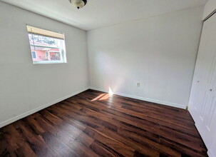 275 Willow Branch Ave in Jacksonville, FL - Building Photo - Building Photo