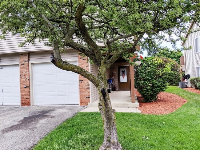 property at 15 Marywood Ln