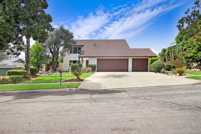 property at 1589 N O'malley Way