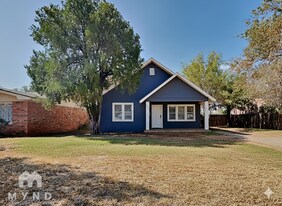 2217 36th St in Lubbock, TX - Building Photo