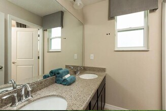 177 Bella Verano Way in Davenport, FL - Building Photo - Building Photo