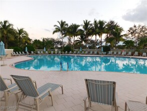 28751 Xenon Way in Bonita Springs, FL - Foto de edificio - Building Photo