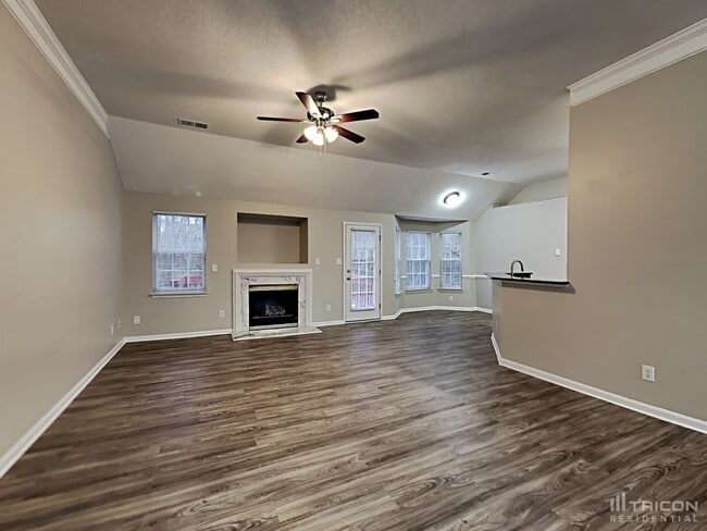 8800 Willow Crest Dr in Charlotte, NC - Building Photo - Building Photo