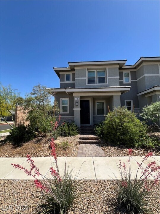742 Cottonwood Hl Pl in Henderson, NV - Building Photo