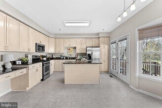 1707 Leighton Wood Ln in Silver Spring, MD - Building Photo - Building Photo