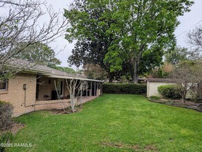 308 Live Oak Dr in Lafayette, LA - Building Photo - Building Photo