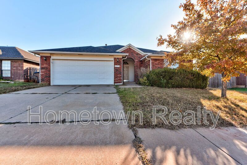 16416 Oconee Creek Dr in Edmond, OK - Building Photo