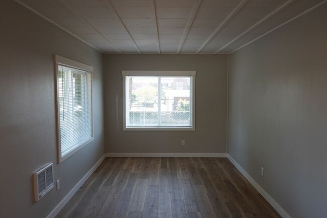 1500 W St in Vancouver, WA - Building Photo - Building Photo