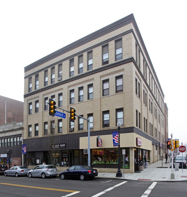 124-130 S Main St
