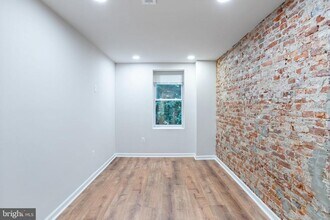 836 N 42nd St in Philadelphia, PA - Foto de edificio - Building Photo