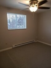 1135 W South Park Ave, Unit F in Oshkosh, WI - Building Photo - Building Photo