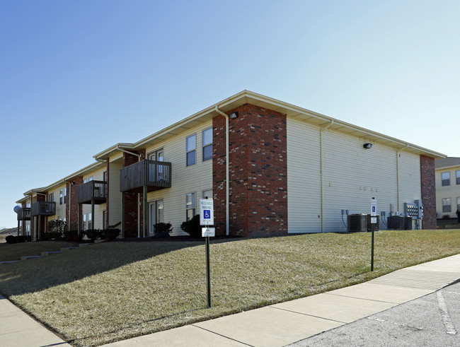 Ozark Mountain Apartmets in Ozark, MO - Building Photo - Building Photo