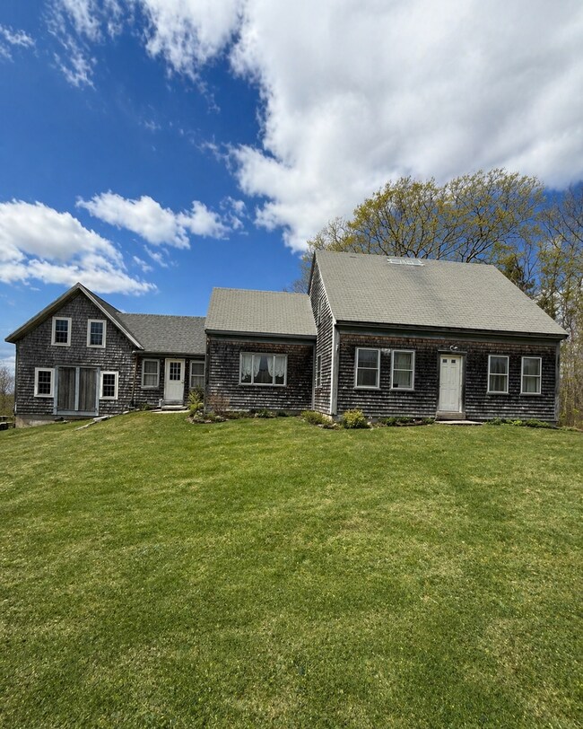 882 Jackson Rd in Waldoboro, ME - Building Photo - Building Photo