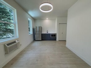 1801 E F St in Moscow, ID - Foto de edificio - Building Photo