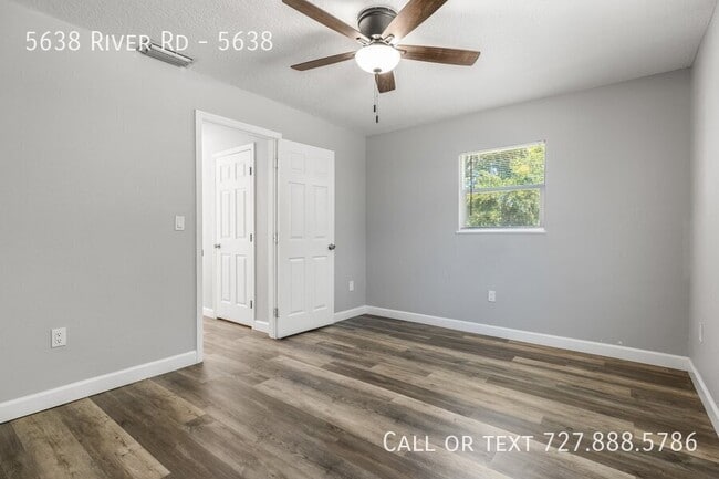 5638 River Rd in New Port Richey, FL - Building Photo - Building Photo