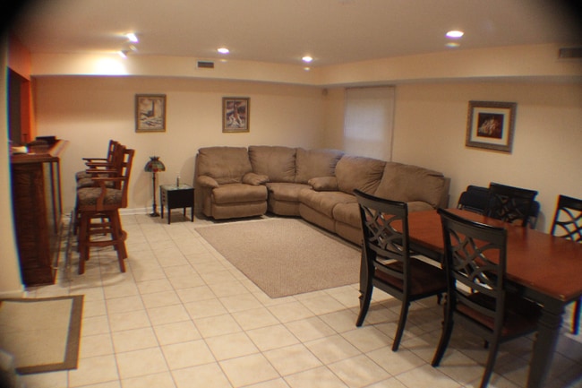 105 Jewett Pl in Bowie, MD - Building Photo - Building Photo