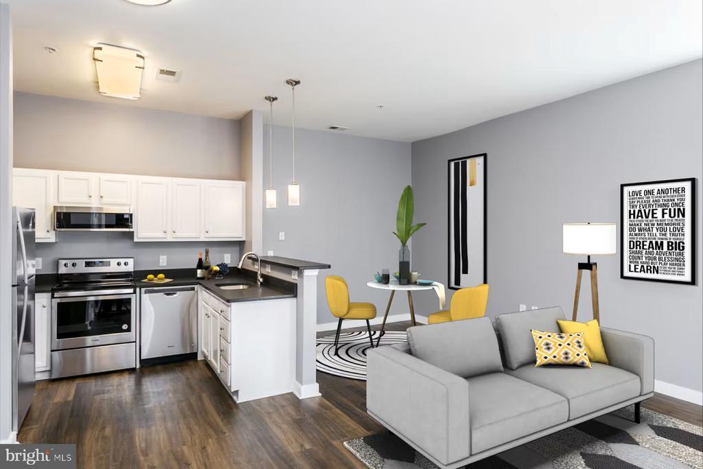 319 W Franklin St in Baltimore, MD - Building Photo