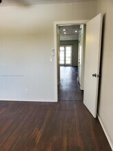 1102 NE 10th St in Hallandale Beach, FL - Building Photo - Building Photo